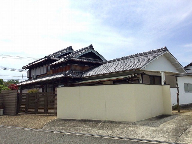 加古川市で谷板金のメンテナンスを行った和風住宅